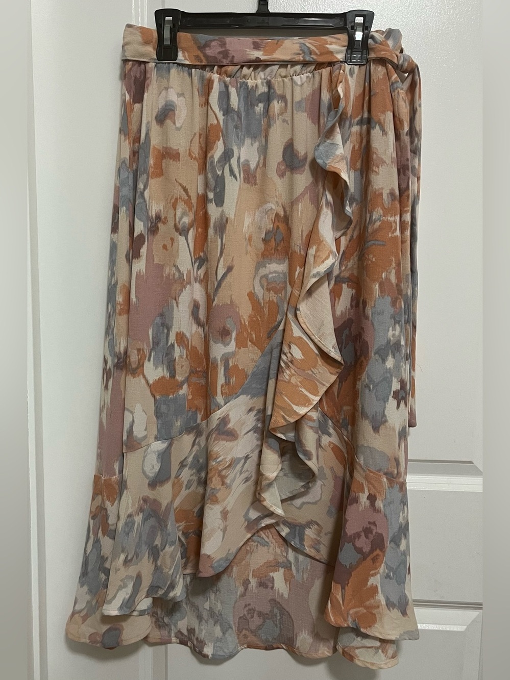 Madison + Hudson Abstract Floral Ruffle Wrap Midi Skirt Size M - Picture 2 of 12